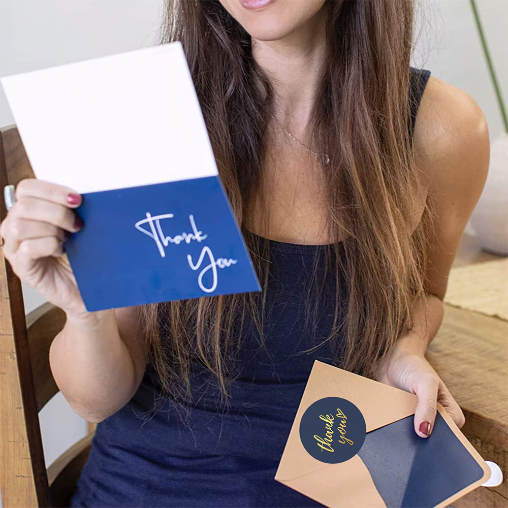 Самозалепващи Стикери 500 Бр Gold Script за Пакети и Кутии - Image 3